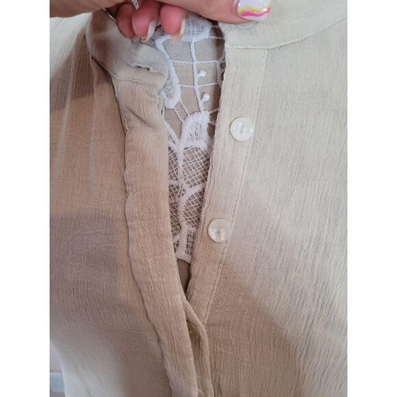 [Urban Renewal] Dress Cream Size Small - Picture 5 of 7